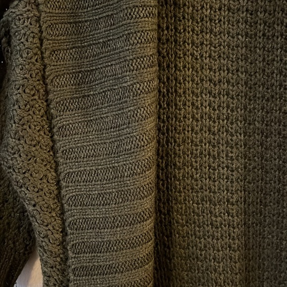 Forever 21 Dark Green Flyaway Knit Short Sleeve Cardigan Shawl S - Picture 3 of 12